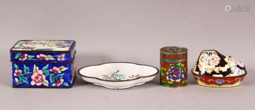 FOUR CHINESE ENAMELLED ITEMS, comprising of two enamelled me...