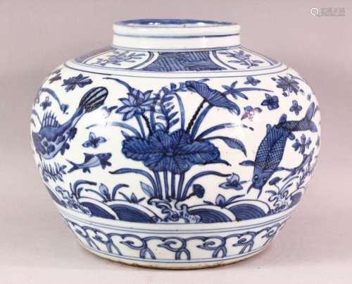 A CHINESE BLUE & WHITE PORCELAIN FISH POT - decorated wi...