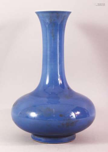 A LARGE CHINESE BLUE GROUND PORCELAIN VASE, the base with si...