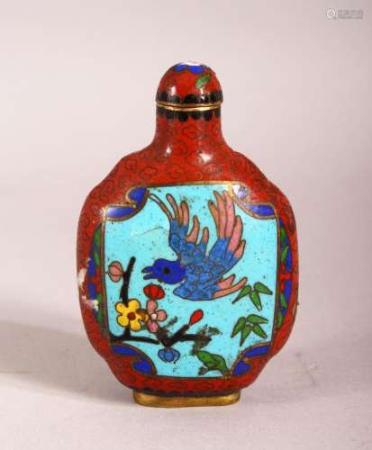 A CHINESE CLOISONNE SNUFF BOTTLE - decorated with a red grou...