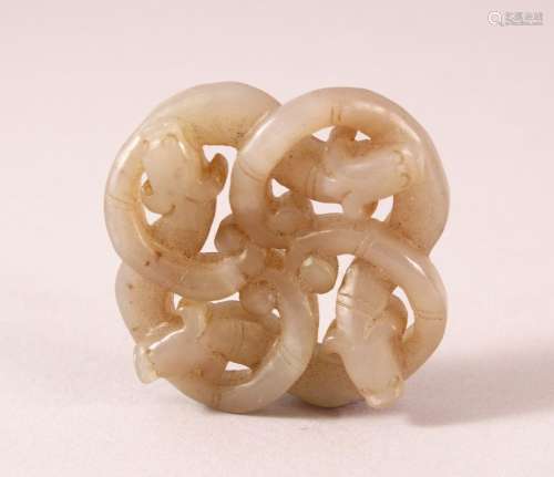 A CHINESE CARVED JADE PENDANT - CHILONG - 5cm