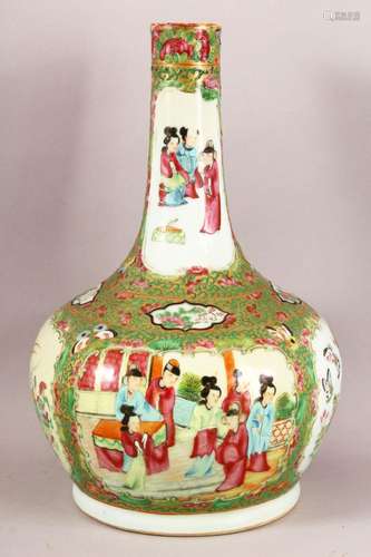 A 19TH CENTURY CHINESE CANTON FAMILLE ROSE PORCELAIN BOTTLE ...