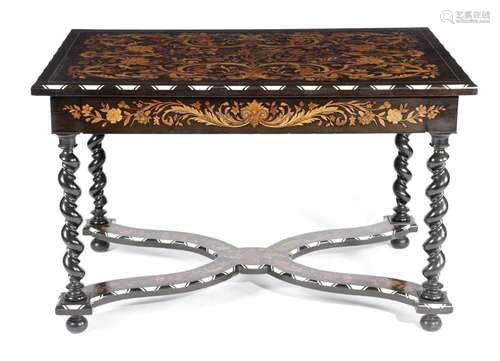 TABLE CENTRALE DE MARQUETERIE ANTWERP DE STYLE BAROQUE DU 19...