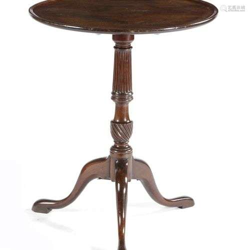 TABLE D'OCCASION DE GEORGE II EN MAHOGANY TRIPOD Milieu du 1...