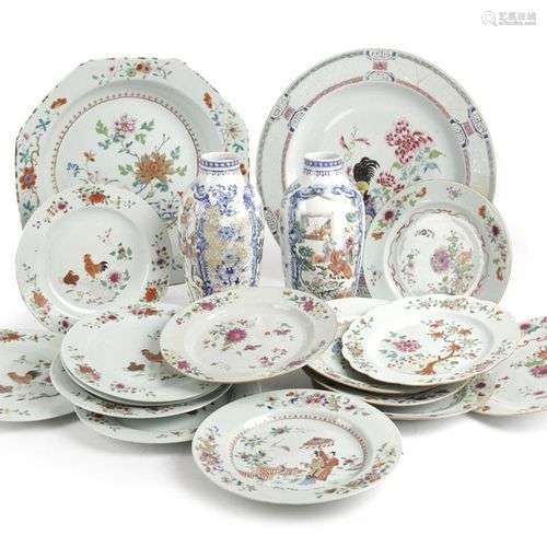 COLLECTION DE PORCELAINE D'EXPORTATION CHINOISE FAMILLE ROSE...