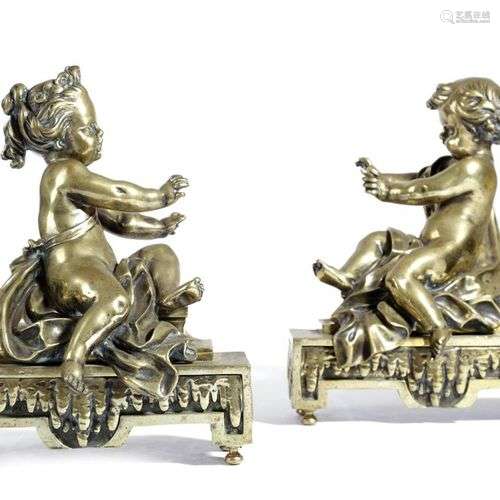 PAIRE DE CHENETS ORMOLU FRANCAIS DE STYLE LOUIS XVI 19e SIÈC...