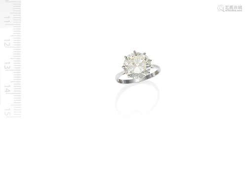 DIAMOND SINGLE-STONE RING