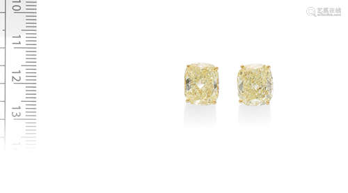 GRAFF: FANCY COLOURED DIAMOND EARSTUDS