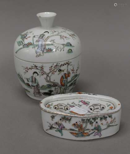 A Chinese Republic Period porcelain cricket box and an ovoid...