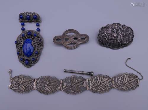 A small quantity of miscellaneous silver and other jewellery...