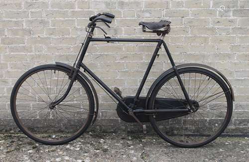 A vintage early 20th century gentleman's bicycle.