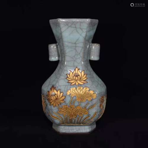 chinese porcelain handled vase