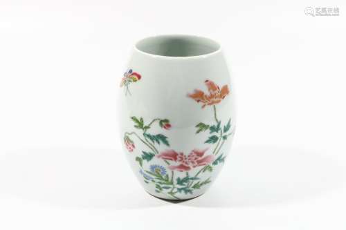 chinese famille rose porcelain jar