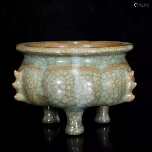 chinese guan kiln porcelain incense burner