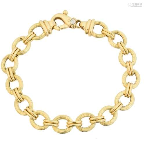 An 18ct gold bracelet,