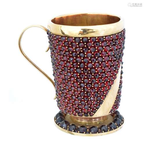 An early 20th century Austrian 14ct gold miniature cup,