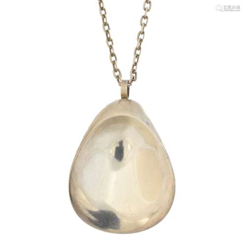 A Georg Jensen 'Oyster' pendant on chain, no. 328,