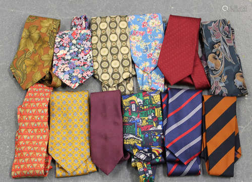 A selection of mainly silk gentlemen's designer ties, includ...