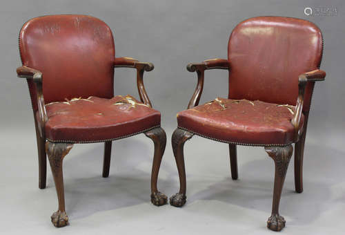 A pair of mid-20th century George III style mahogany framed ...