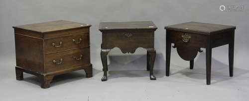 A George III oak commode stool, on cabriole legs, height 48c...