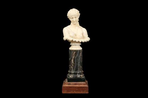 19TH CENTURY DIEPPE IVORY BUST OF CLYTIE