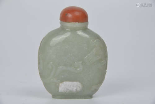 A jadeite snuff bottle