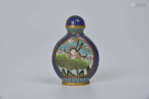 A cloisonné snuff bottle