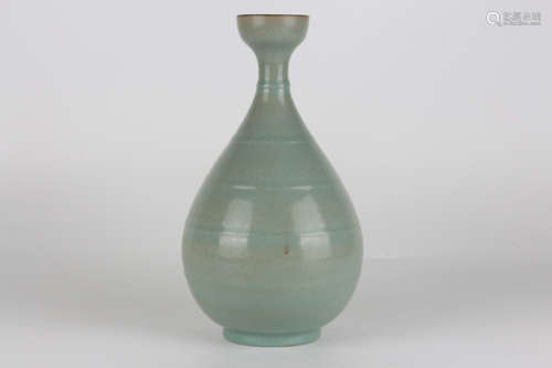 A Ruyao jade pot spring vase with an iron mouth, Song dynast...