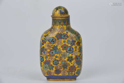 A cloisonné snuff bottle