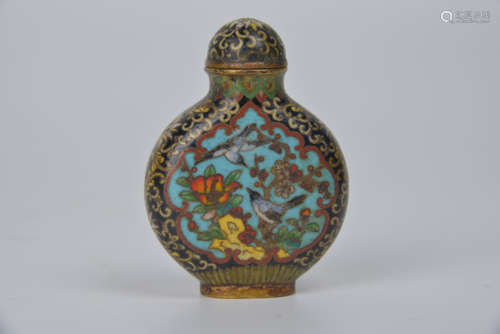 A cloisonné snuff bottle