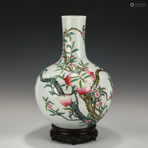 QIANLONG FAMILLE ROSE POMEGRANATE VASE ON STAND