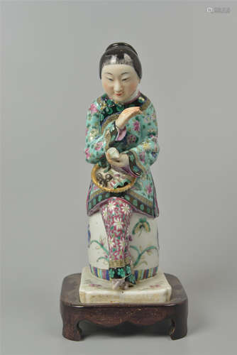 20th century Porcelain figure