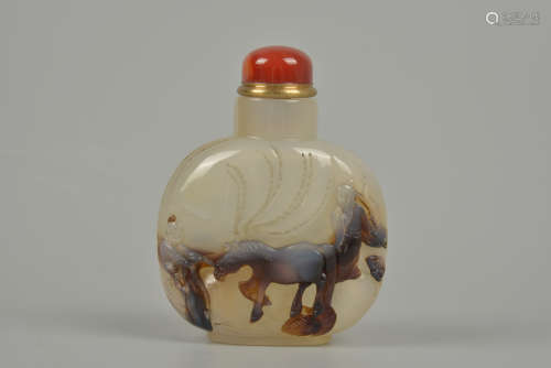 19th century natural agate crafted snuff bottle