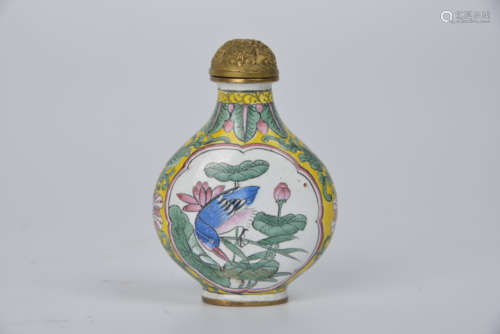 A painted and enamelled copper snuff bottle