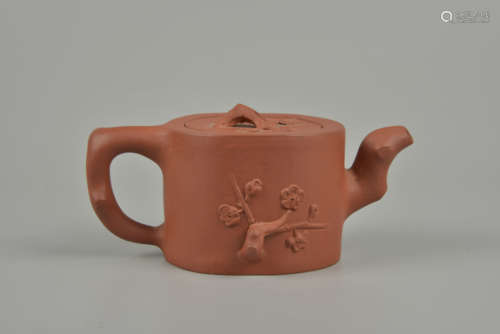 19th Century A Meizhuang zisha pot