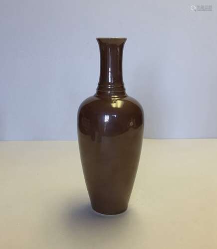 Chinese Brown Glaze Porcelain Vase