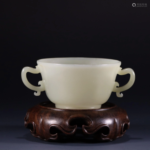 Qing Dynasty - White Jade Cup With Handle