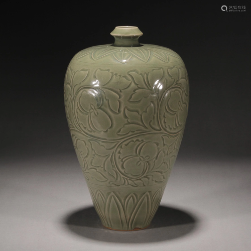 Ancient Yaozhou kiln plum bottle