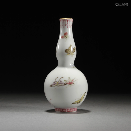 Qing Dynasty enamel gourd bottle