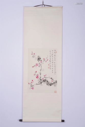 A CHINESE PAINTING OF BIRD ON BLOSSOMS