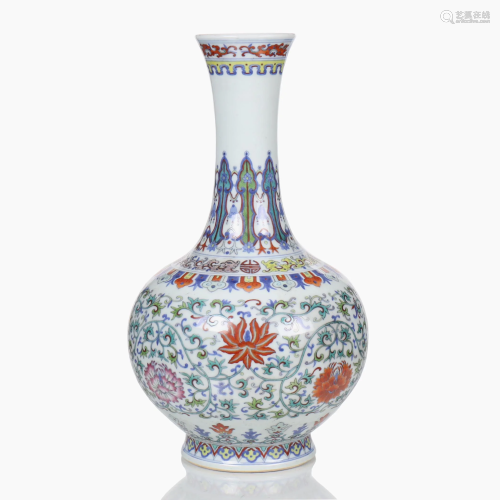 A Chinese 'DOUCAI' porcelain vase.