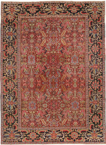 Heriz Antique Carpet, Iran, Handknotted, 274 x 379 cm.