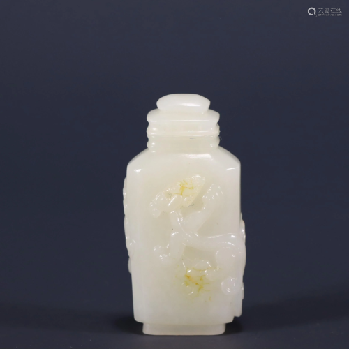 White Jade 'Chilong' Snuff Bottle