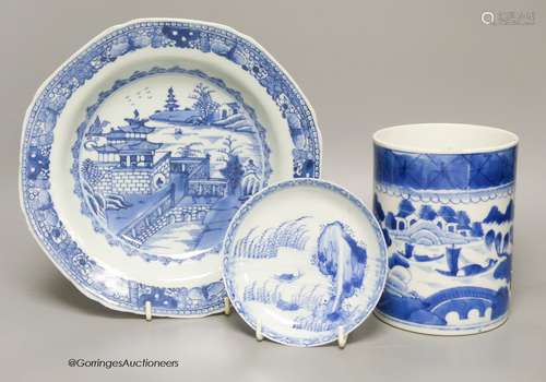 An 18th century Chinese blue and white mug, plate and saucer...