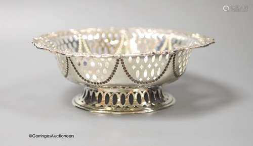 A late Victorian pieced silver oval pedestal dish, Charles S...