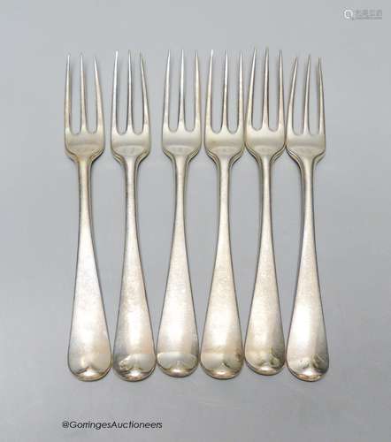 A set of 6 George III silver Hanovarian pattern three pronge...