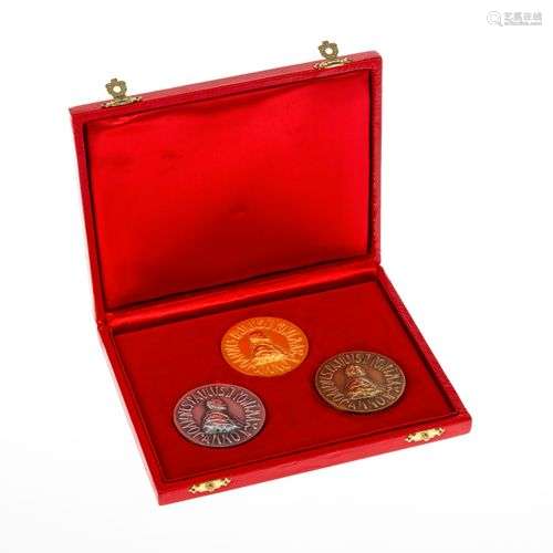 Coffret de trois médailles annuelles officielles du Vatican ...