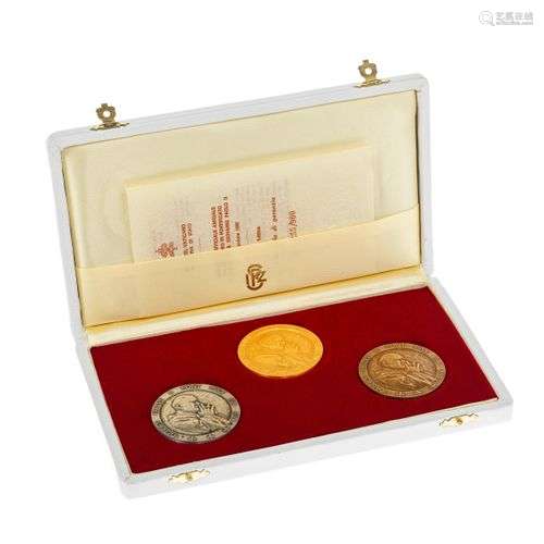 Coffret de trois médailles annuelles officielles du Vatican ...