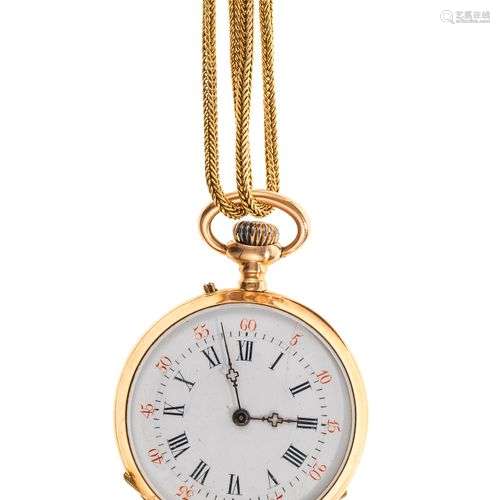 Montre de poche à décor ciselé retenue par une chatelaine Ca...