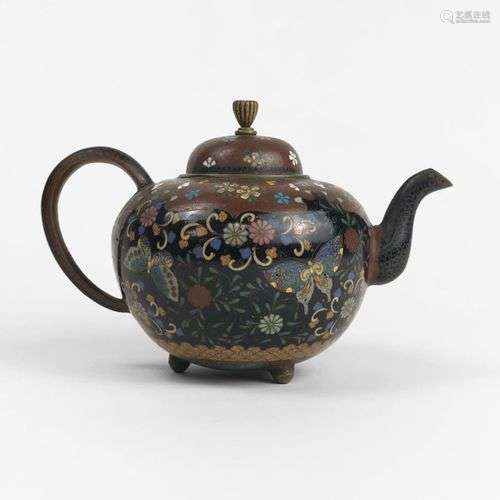 Théière en cloisonné, Chine, XIXe-XXe s Cuivre et émaux poly...